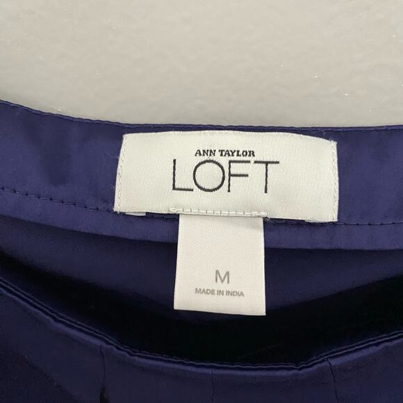 LOFT Navy Blue Satin Tank Top SIZE MEDIUM Black Ribbon Straps Pleated Neckline - Picture 3 of 8